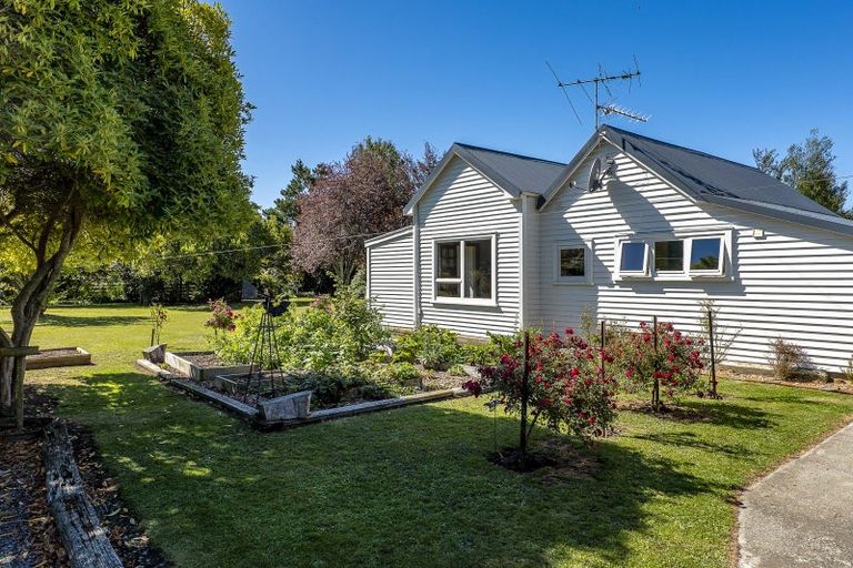 Photo of property in 3139 Coaltrack Road, Coalgate, 7673