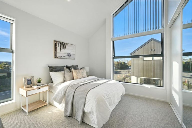 Photo of property in 202a Edgeware Road, Edgeware, Christchurch, 8013