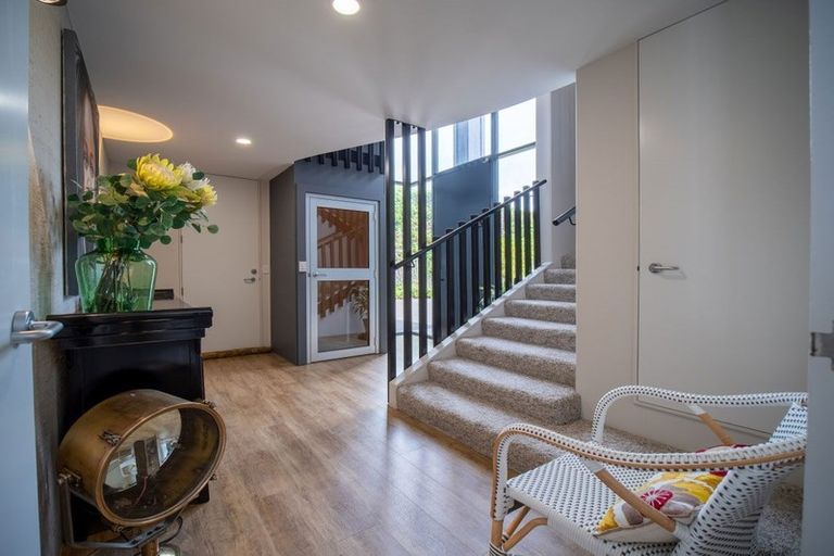 Photo of property in 1 Mission Street, Moturoa, New Plymouth, 4310