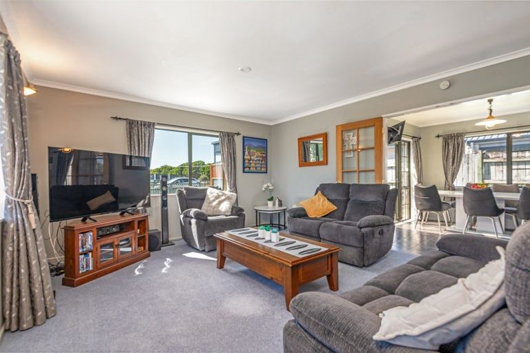 Photo of property in 158 Kelvin Grove Road, Kelvin Grove, Palmerston North, 4414