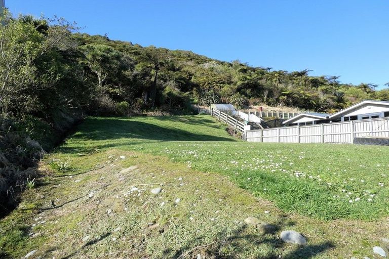 Photo of property in 19 Nolan Crescent, Karoro, Greymouth, 7805