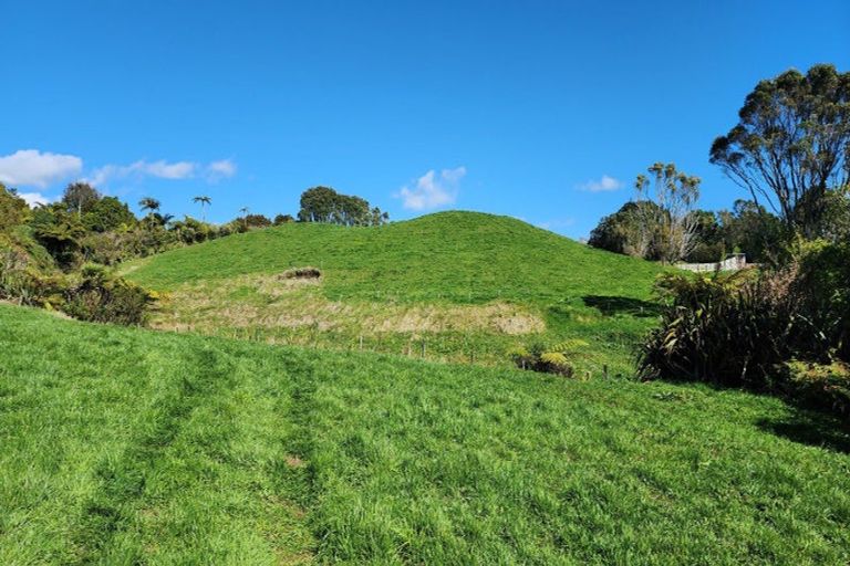 Photo of property in 868 Upland Road, Egmont Village, New Plymouth, 4372