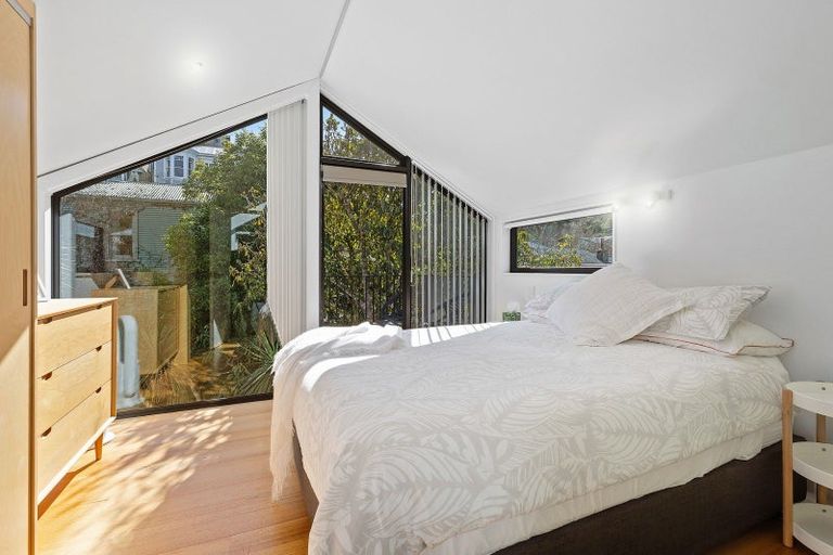 Photo of property in 108 Aro Street, Aro Valley, Wellington, 6021