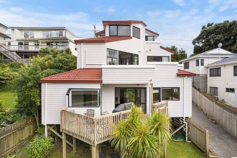 Photo of property in 86 Wade River Road, Stanmore Bay, Whangaparaoa, 0932
