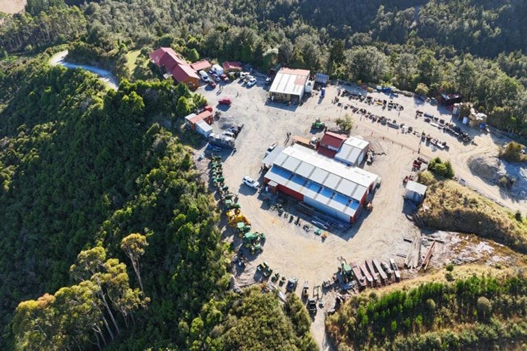 Photo of property in 9190 State Highway 6, Westport, 7892