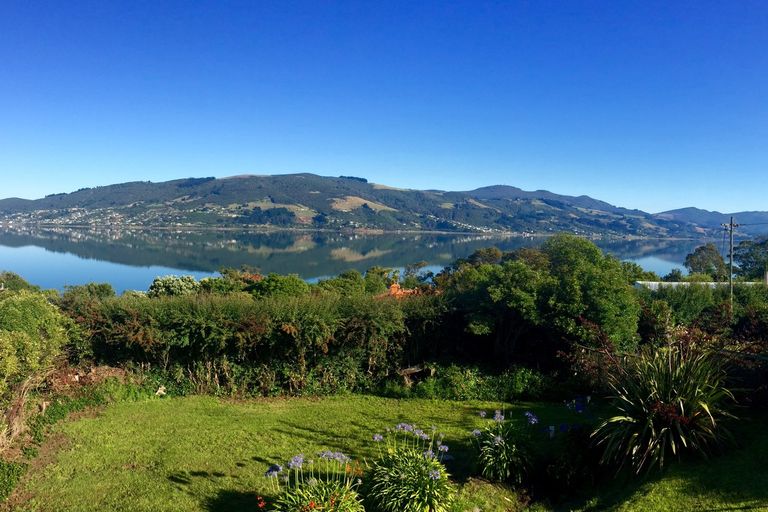 Photo of property in 31 Marion Street, Macandrew Bay, Dunedin, 9014