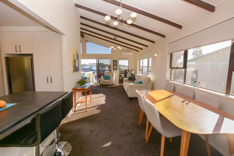 Photo of property in 18 Forrester Drive, Welcome Bay, Tauranga, 3112