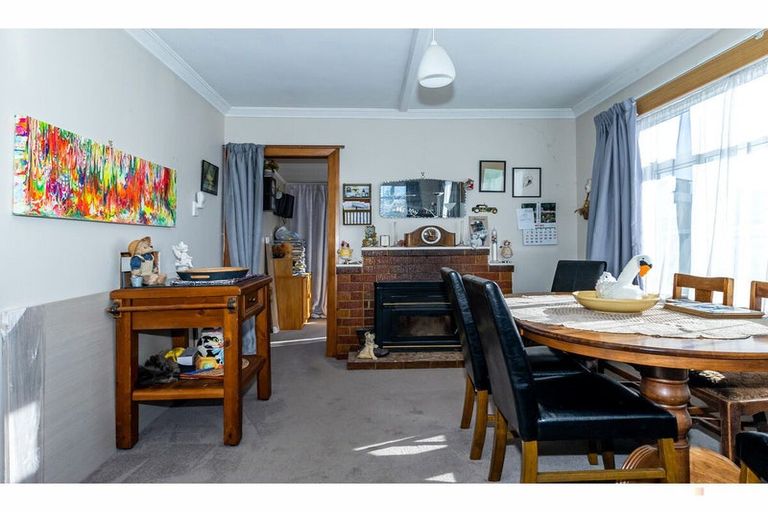 Photo of property in 56 Rhodes Street, Waimate, 7924