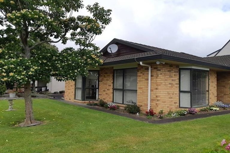 Photo of property in 2/119 Rangitoto Road, Papatoetoe, Auckland, 2025