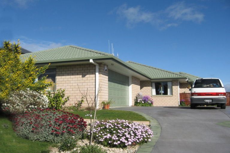 Photo of property in 62 Waikite Road, Welcome Bay, Tauranga, 3112