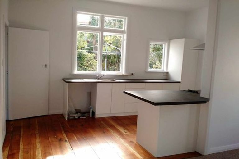 Photo of property in 27-29 Guys Hill Road, Hospital Hill, Napier, 4110