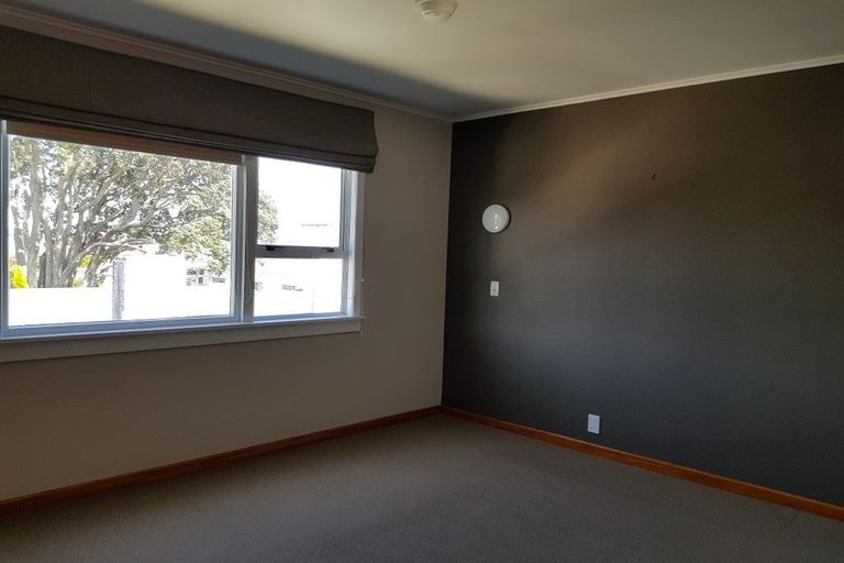 Photo of property in 3/53 Young Street, New Plymouth, 4310