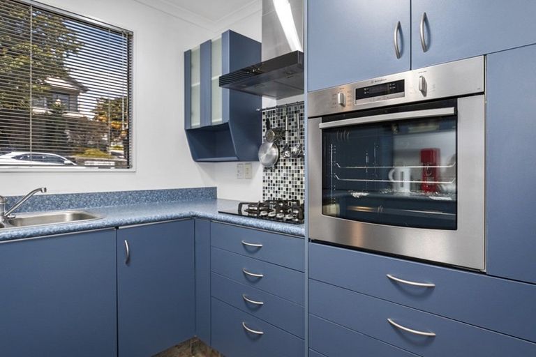 Photo of property in 72 Village Park Drive, Welcome Bay, Tauranga, 3112