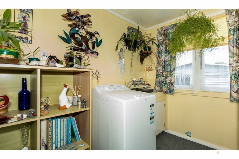 Photo of property in 26 Rhodes Street, Waimate, 7924