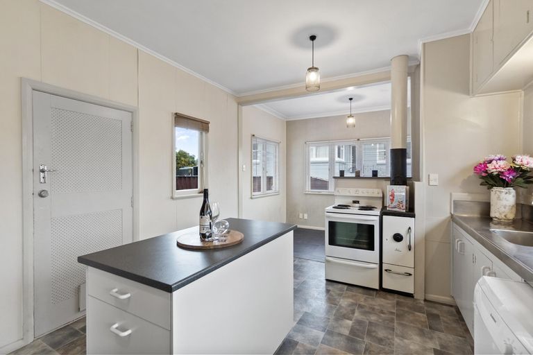 Photo of property in 2 Turnbull Crescent, Morrinsville, 3300