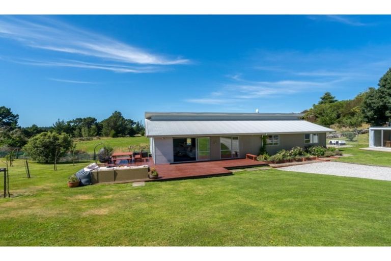 Photo of property in 14 Kennard Crescent, Karitane, Waikouaiti, 9471