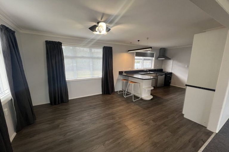 Photo of property in 174 Queen Street West, Levin, 5510