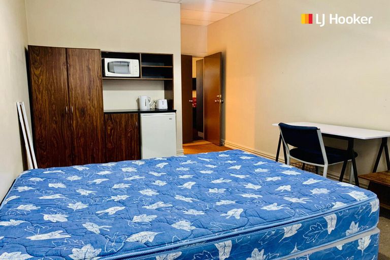 Photo of property in 5 Anzac Avenue, Dunedin Central, Dunedin, 9016