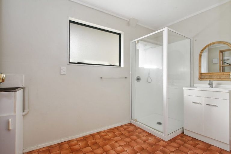 Photo of property in 33a Stevenson Road, Clarks Beach, 2122