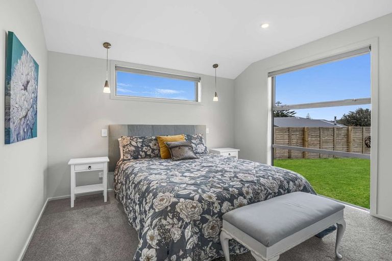 Photo of property in 20 Taonui Street, Waitarere Beach, Levin, 5510