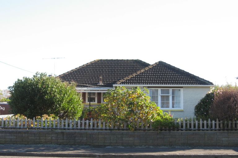 Photo of property in 43 Dunstan Street, Otaki, 5512