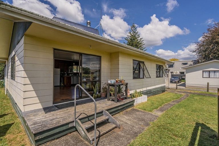 Photo of property in 7 Nicholas Avenue, Whitianga, 3510