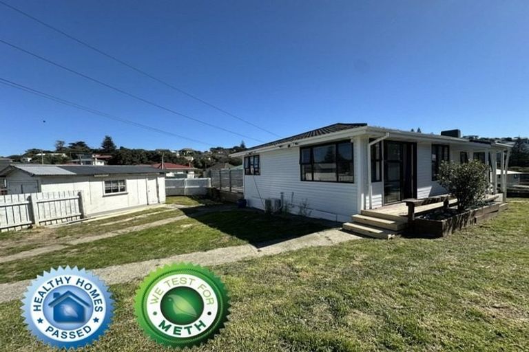 Photo of property in 3 Matatiro Street, Titahi Bay, Porirua, 5022