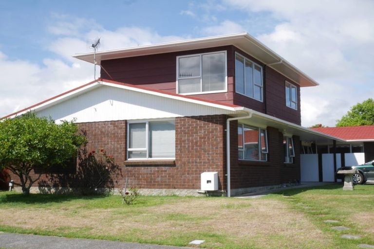 Photo of property in 54 Belvedere Avenue, Waikanae, 5036