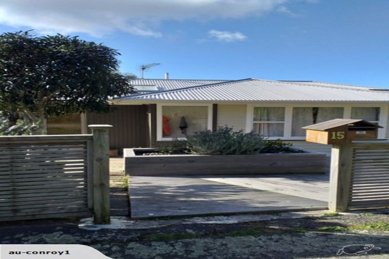 Photo of property in 15 Kimball Place, Johnsonville, Wellington, 6037