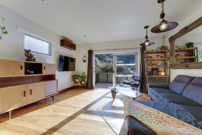 Photo of property in 72 Toi Toi Street, Toi Toi, Nelson, 7010