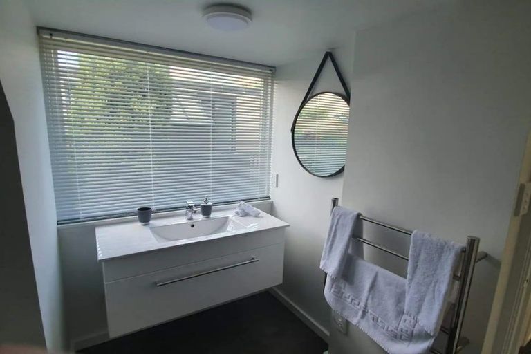 Photo of property in 2/12 Shrewsbury Street, Merivale, Christchurch, 8014