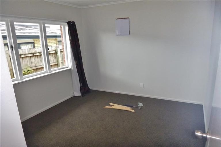 Photo of property in 43 Hallberry Road, Mangere East, Auckland, 2024