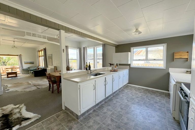 Photo of property in 2379 Takapau Road, Waipukurau, 4200