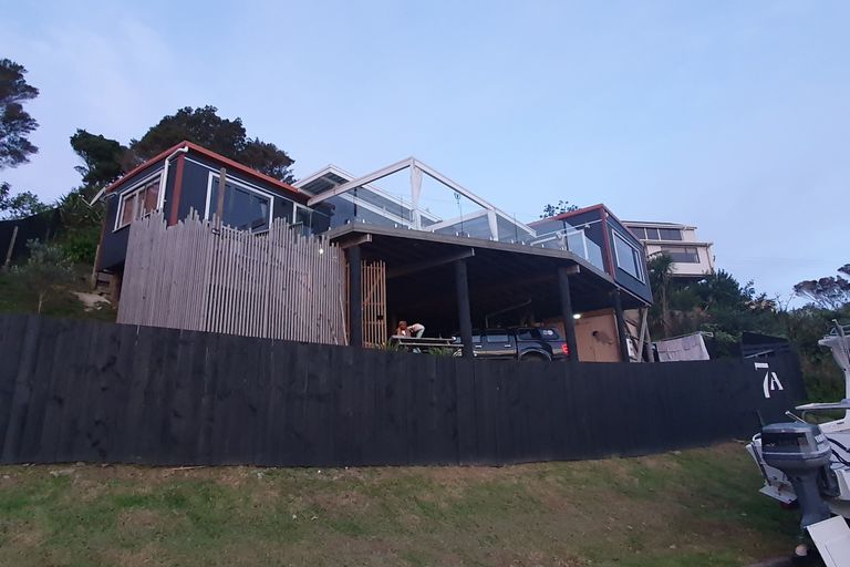 Photo of property in 7a Bush Point Road, Cable Bay, 0420