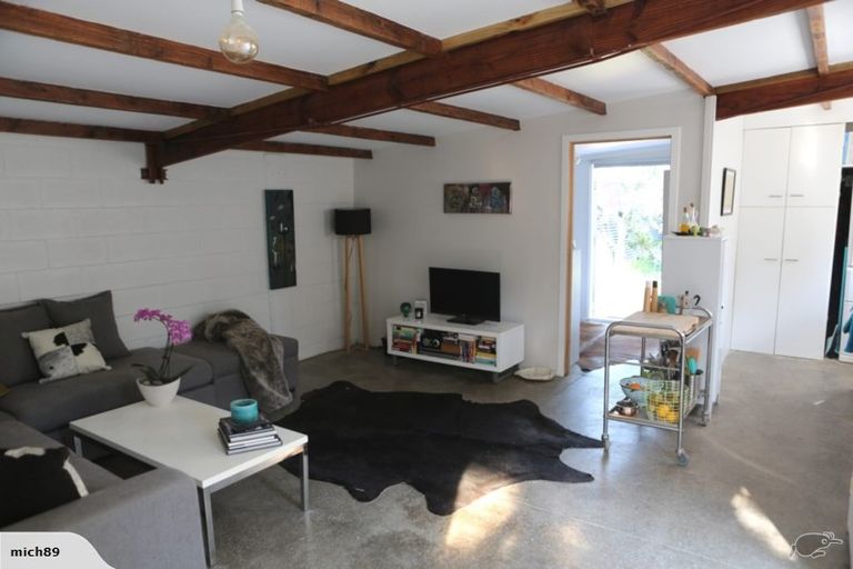 Photo of property in 124 North Shore Road, Eskdale, Napier, 4182