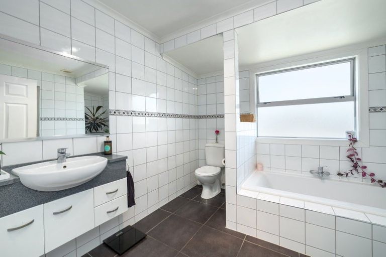 Photo of property in 9 Moore Street, Featherston, 5710