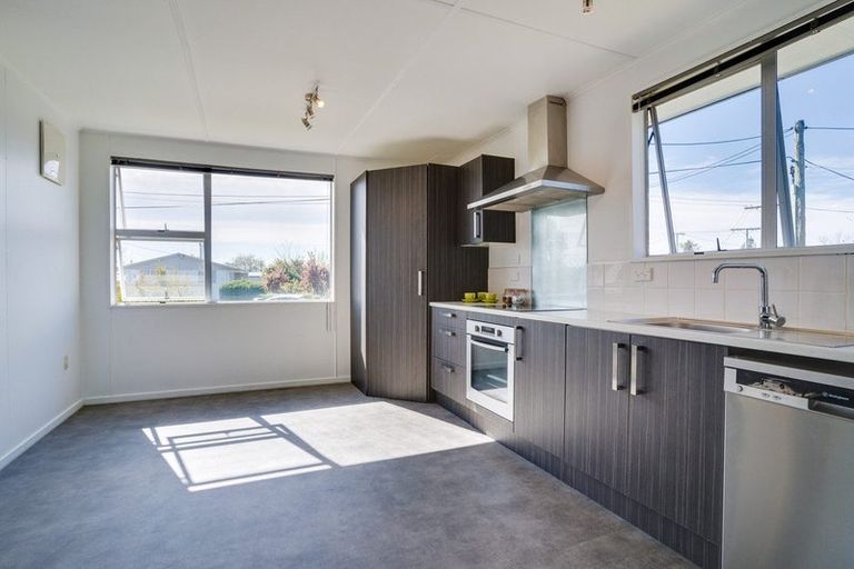 Photo of property in 28 Omahau Crescent, Twizel, 7901