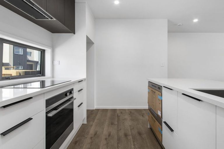 Photo of property in 4 Selkirk Lane, Hamilton Lake, Hamilton, 3204