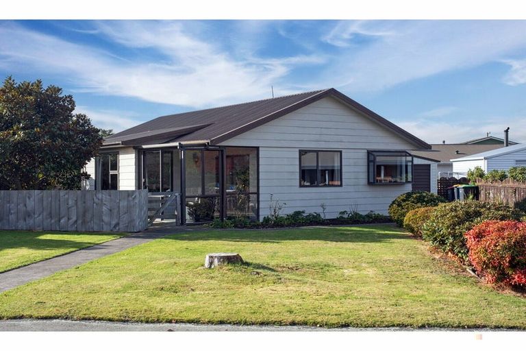 Photo of property in 11 Williamson Place, Geraldine, 7930