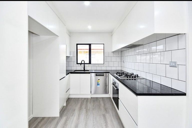 Photo of property in 115b Russell Road, Manurewa, Auckland, 2102