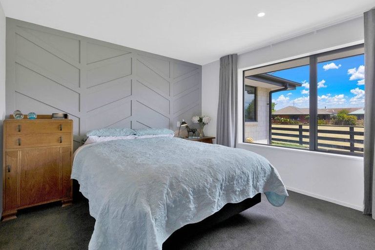 Photo of property in 33 Seadown Crescent, Amberley, 7410