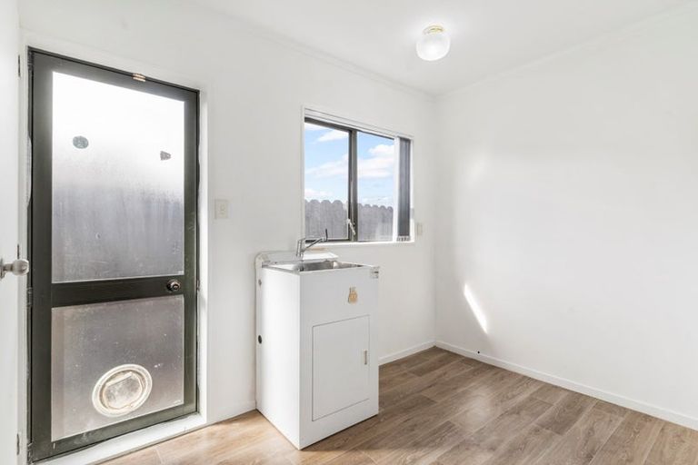 Photo of property in 9 Horlicks Place, Randwick Park, Auckland, 2105