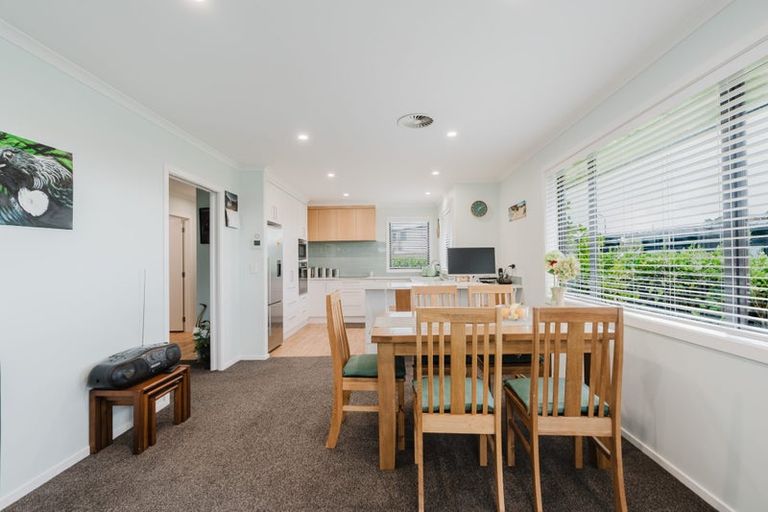 Photo of property in 14 Te Tiireke Drive, Glenview, Hamilton, 3206