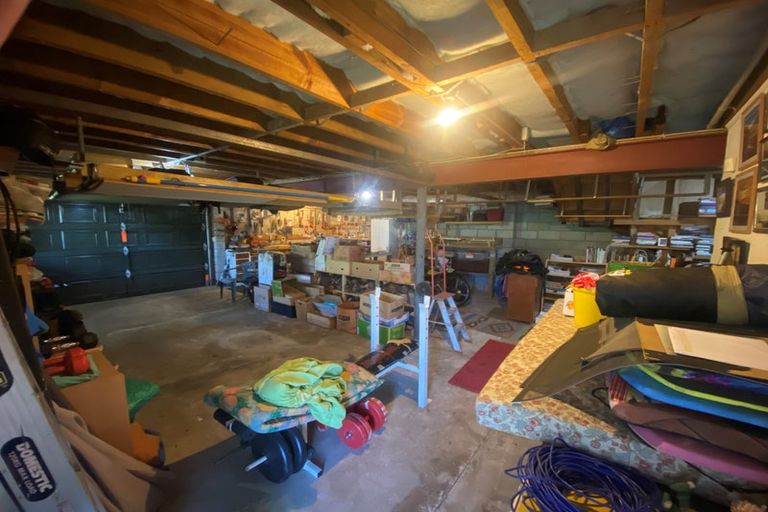 Photo of property in 15 Maungawhare Place, Otumoetai, Tauranga, 3110