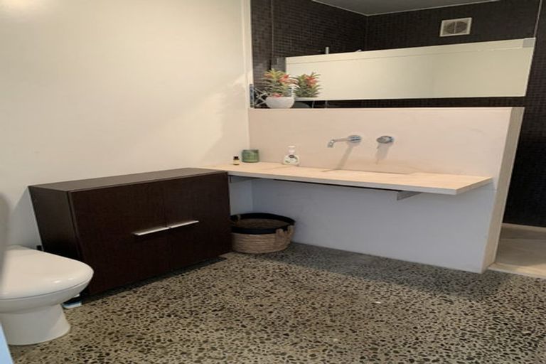 Photo of property in Bayview Apartments, 362 Lake Terrace, Two Mile Bay, Taupo, 3330