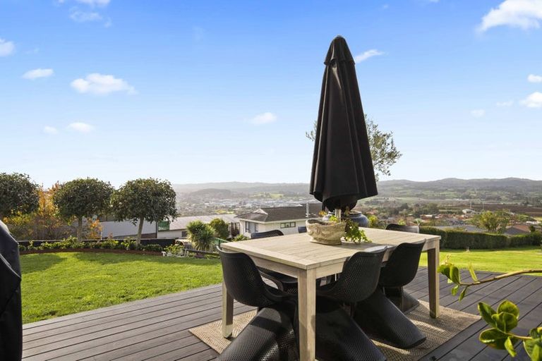 Photo of property in 10 Flynn Road, Pukekohe, 2120