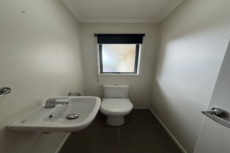 Photo of property in 9 Millstone Lane, Pokeno, 2471