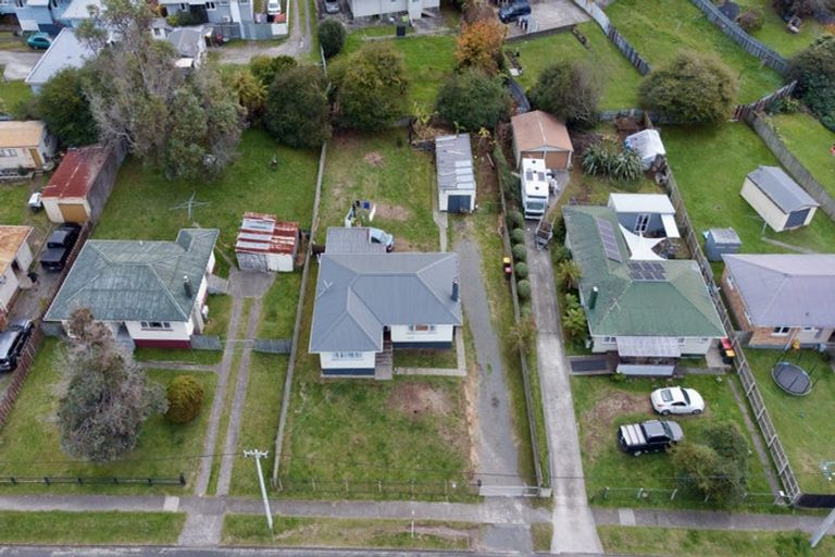 Photo of property in 6 Bellingham Crescent, Fordlands, Rotorua, 3015