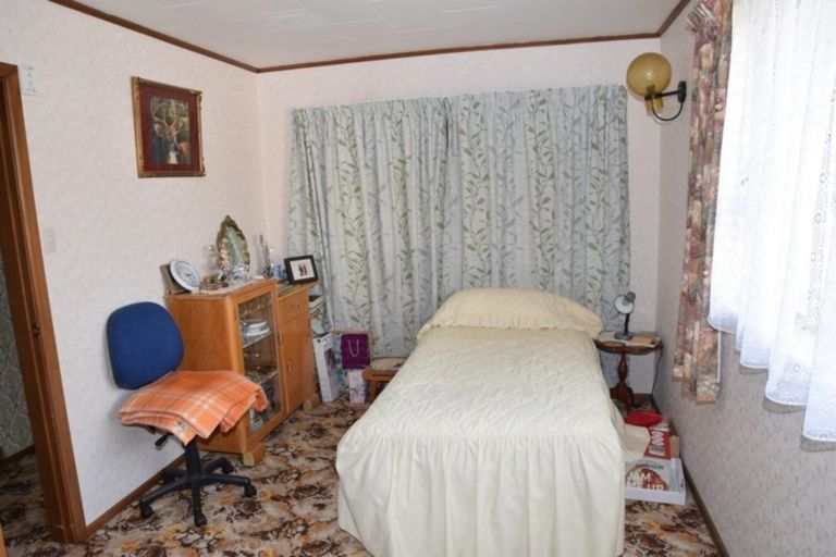 Photo of property in 17 Milford Street, Heidelberg, Invercargill, 9812