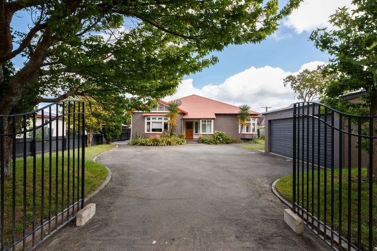 Photo of property in 231 College Street, West End, Palmerston North, 4412